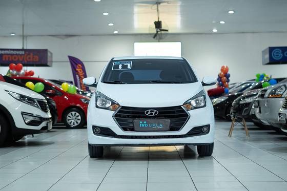 HYUNDAI HB20 1.6 COMFORT PLUS 16V FLEX 4P MANUAL HYUNDAI HB20 1.6 COMFORT PLUS 16V FLEX 4P MANUAL